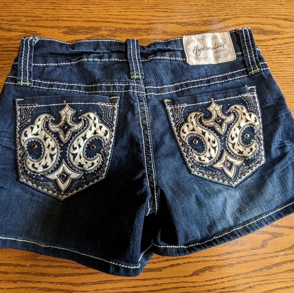 Hydraulic jean shorts, NEW , size 3/4.